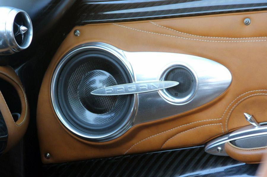  Pagani Huayra 2013 года  (фото 6 из 56)